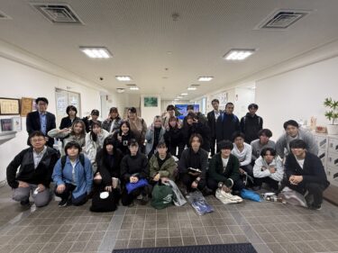 ニプロファーマ大館工場見学（薬学部1年生早期体験学習）
