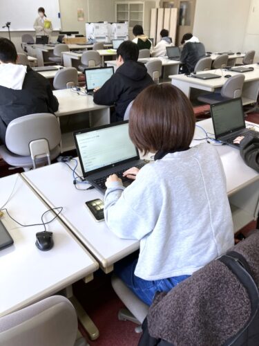 キーストロークによる個人認証の研究(ソフトウェア情報学部)