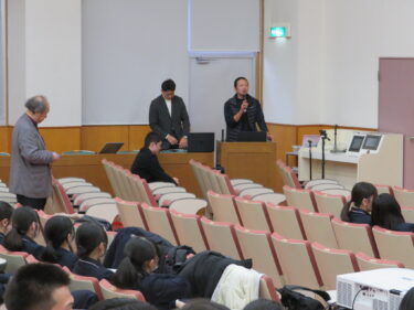 【総合経営学部】　青森山田高校との連携事業を実施しました