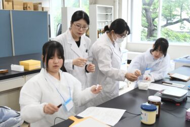 令和8年度大館市中高生薬剤師体験セミナーの開催