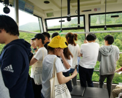 ロープウェーから青森市の景色を眺める